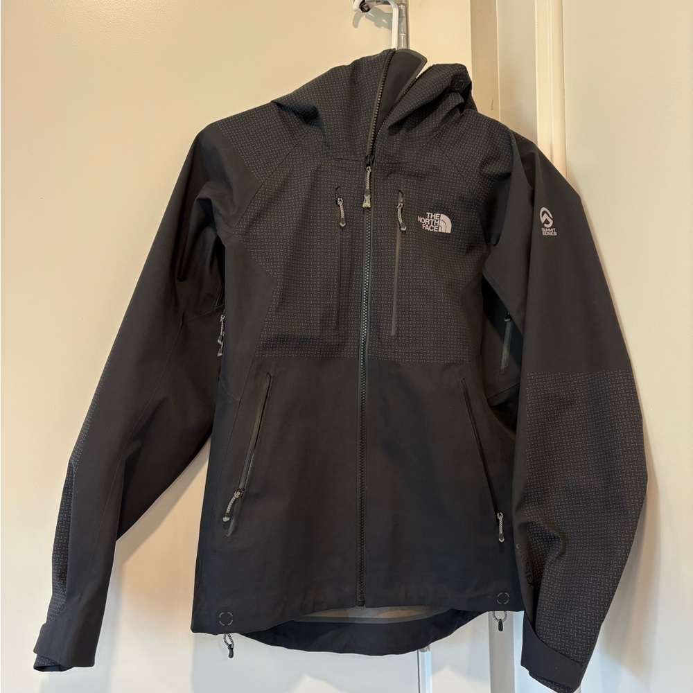 The North Face Women’s Black shell ski jacket